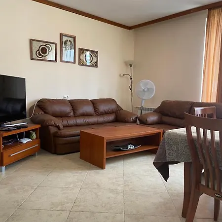 アパートホテル Luxory In 4 Star St Ivan Rilski, バンスコ