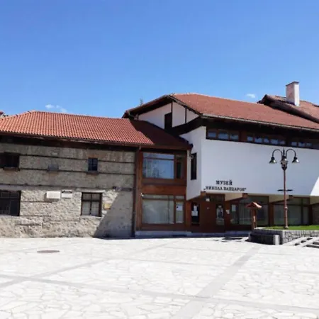アパートホテル Luxory In 4 Star St Ivan Rilski, 4*